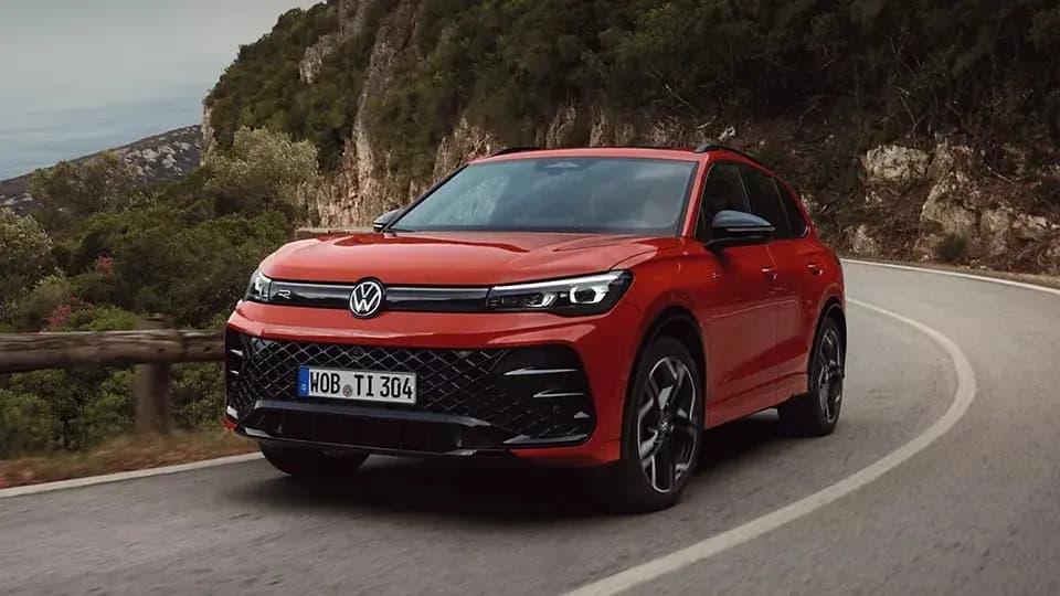 <p>Odkryj Tiguan w wersji R-Line Plus i zyskaj do <strong>34 510 zł*!</strong></p>